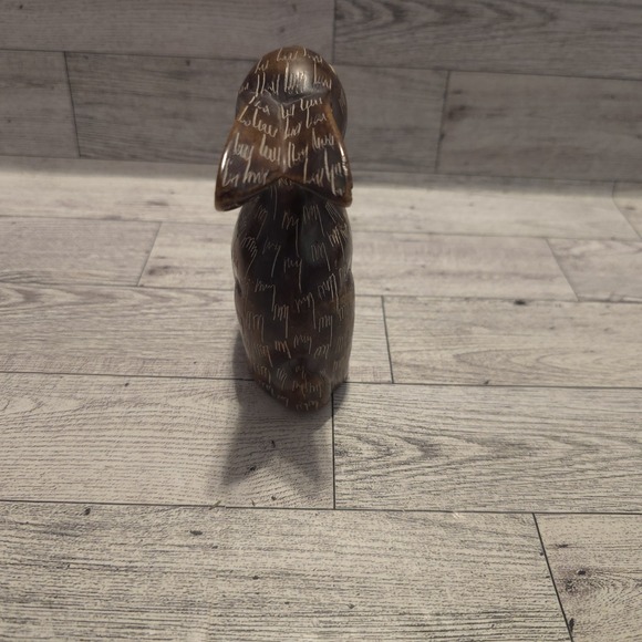 Kenyan Soapstone Bunny Figurine Hand Carved Etched 5" - Picture 4 of 8